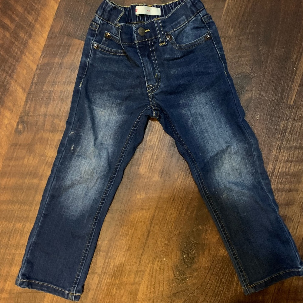 Toddler jeans. 2T. Good condition